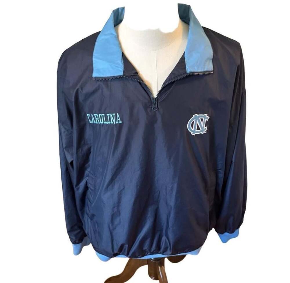 Champs Sports Licensed UNC North Carolina Tar Heels Half-Zip Windbreaker Jacket